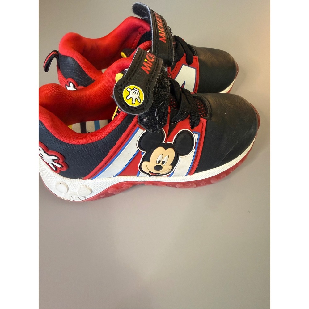 Disney Mickey Mouse Toddler Sneakers Red Black White Size 9 BTMC41AC005